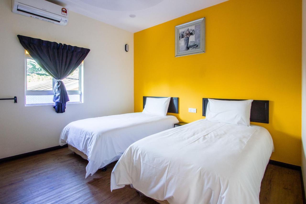 Explore 5Br Gardenhouse Retreats Butterworth Luaran gambar